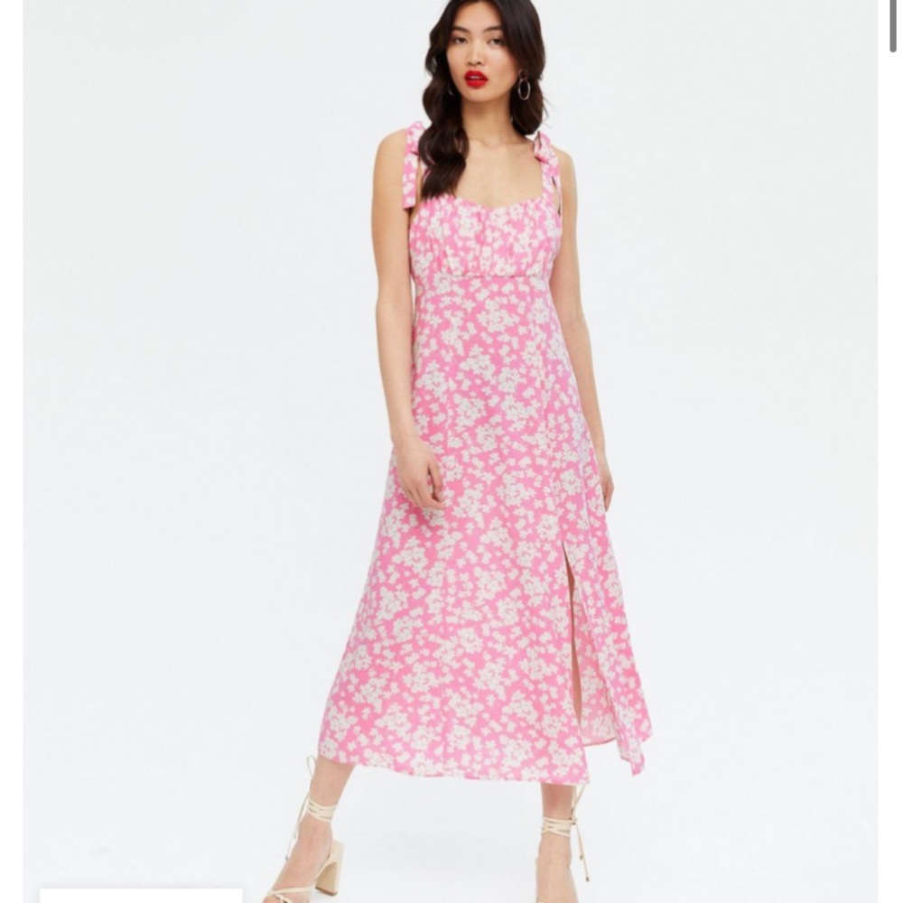 NEW LOOK Pink Floral Midi Dress